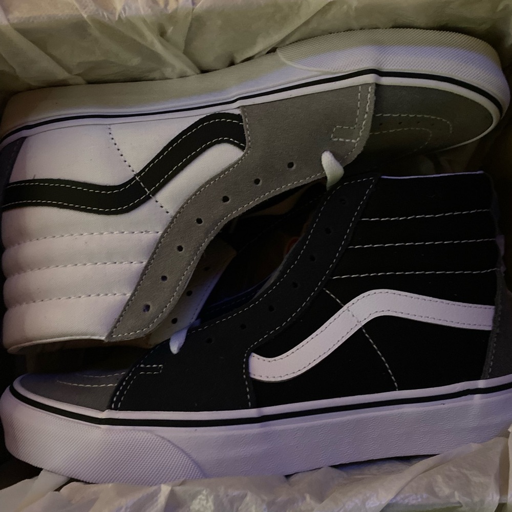 Women’s vans!
